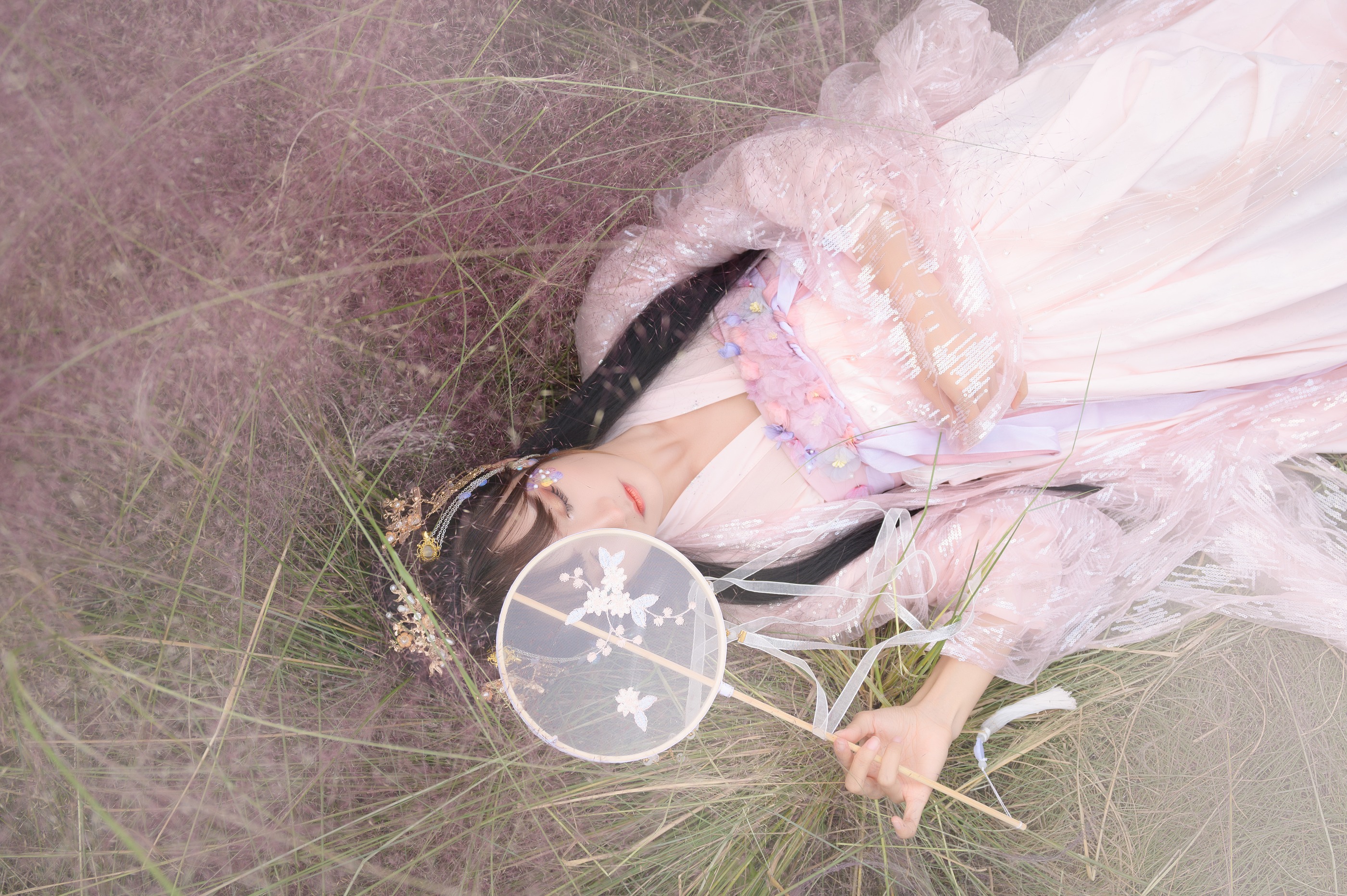 图片[1]-兔子Zzz不吃胡萝卜 – NO.139 伊人 [25P]-XikXak